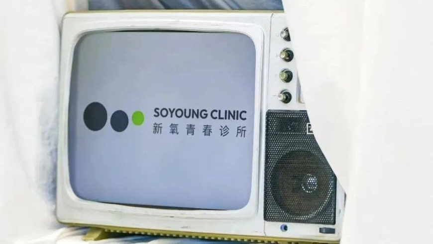 “国家的孩子”在父母遗像前下跪大哭,王中王精选一肖一码2025澳门,全面解答解释落实_基础版V12.98